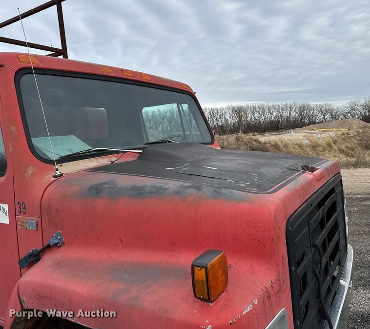 image for item DX3864 1985 International 1754 fuel truck