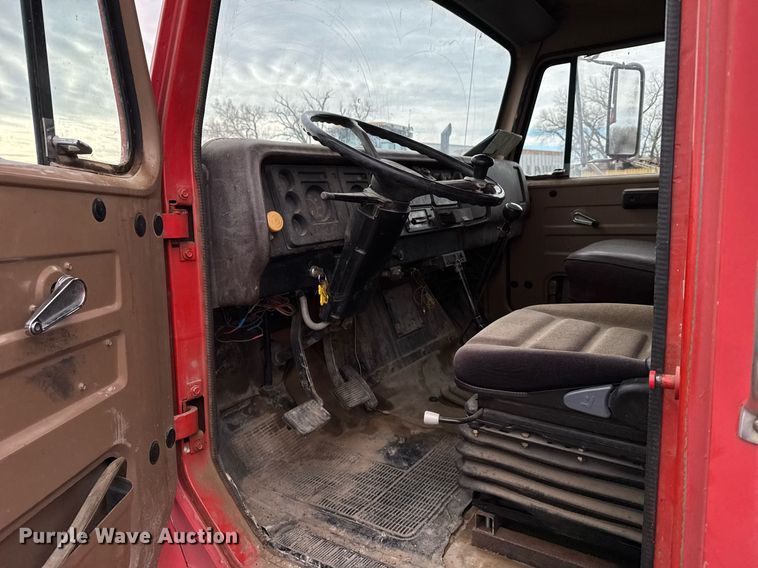 image for item DX3864 1985 International 1754 fuel truck