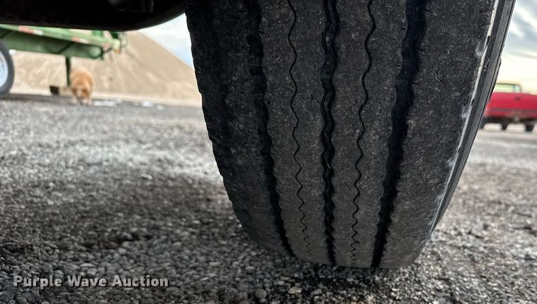 image for item DX3864 1985 International 1754 fuel truck