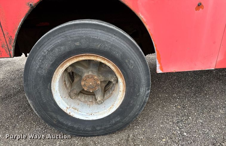 image for item DX3864 1985 International 1754 fuel truck