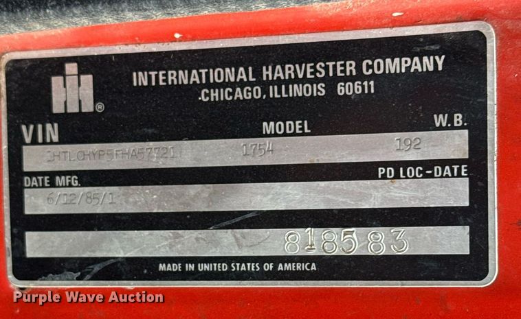 image for item DX3864 1985 International 1754 fuel truck