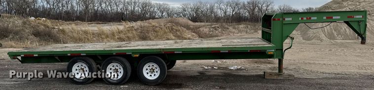 image for item DX3865 1976 W-W flatbed trailer