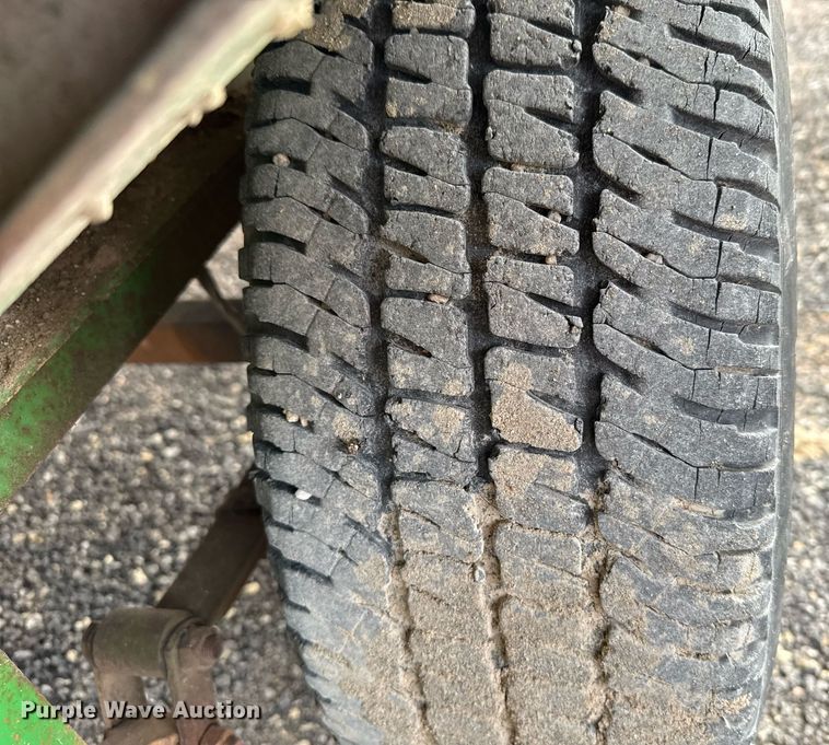 image for item DX3865 1976 W-W flatbed trailer