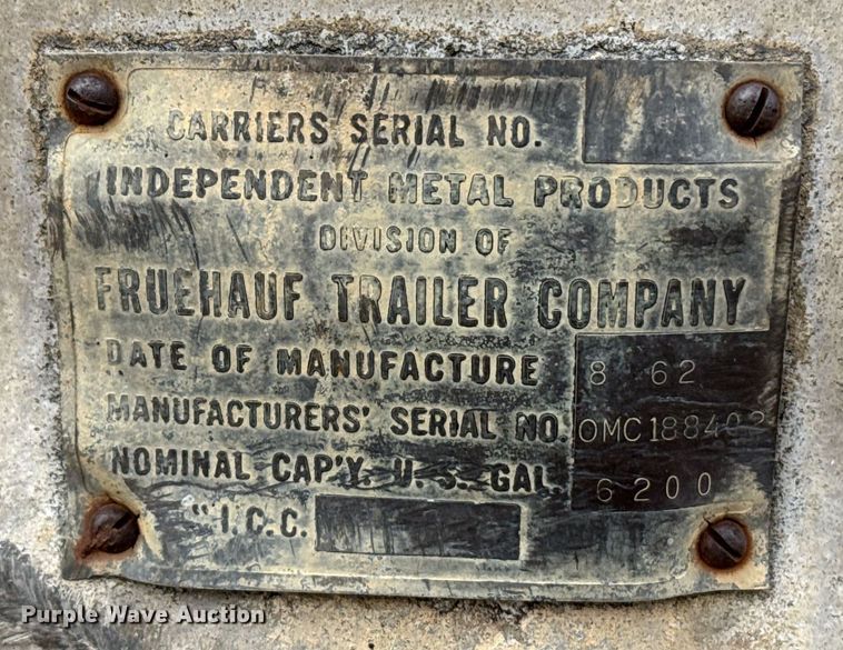 image for item DX3866 1963 Fruehauf tank trailer
