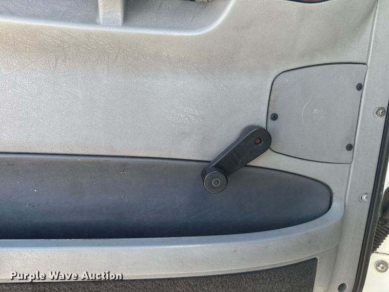 image for item DX3868 2009 Freightliner Columbia semi truck