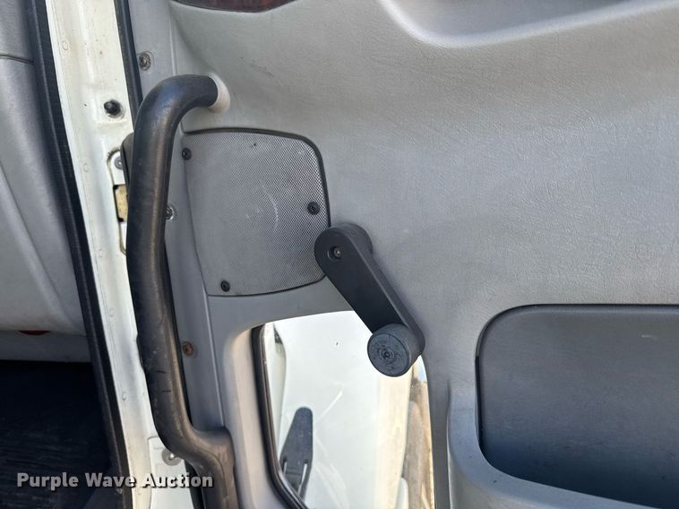 image for item DX3868 2009 Freightliner Columbia semi truck