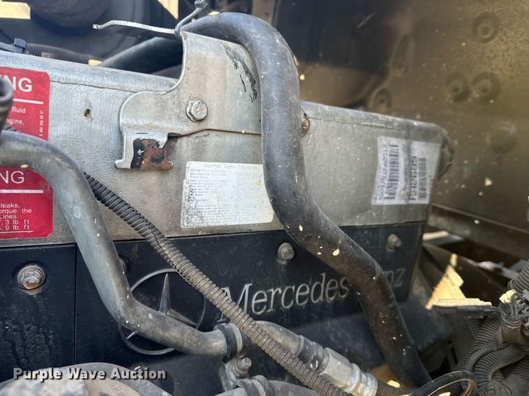 image for item DX3868 2009 Freightliner Columbia semi truck