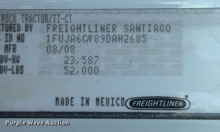 image for item DX3868 2009 Freightliner Columbia semi truck