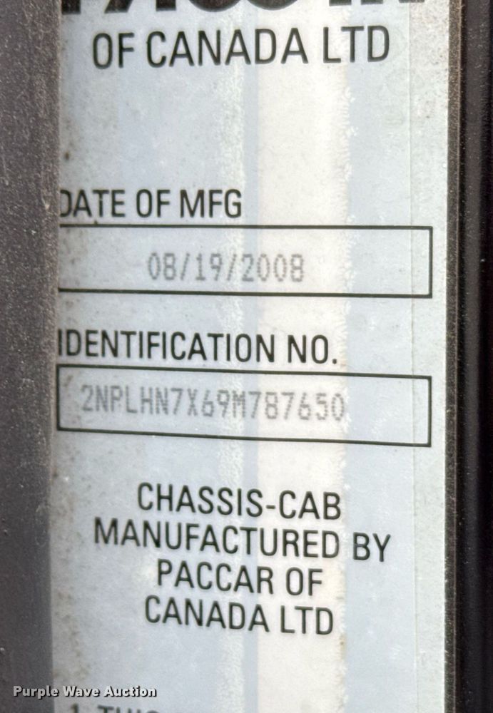 image for item DX3873 2009 Peterbilt 335 truck cab and chassis