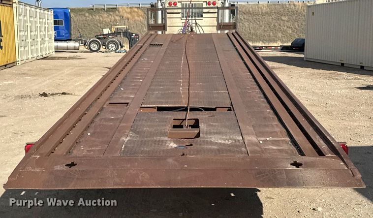 image for item DX3880 1996 Trailer Mann tilt deck equipment trailer