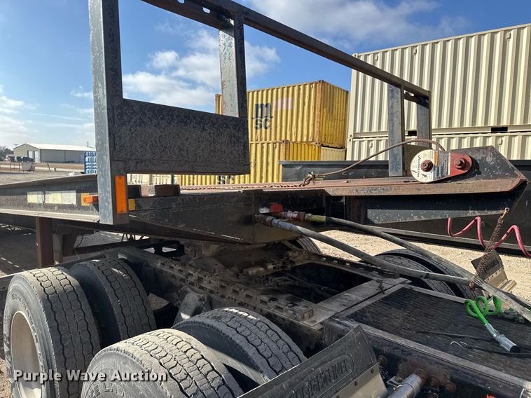 image for item DX3880 1996 Trailer Mann tilt deck equipment trailer