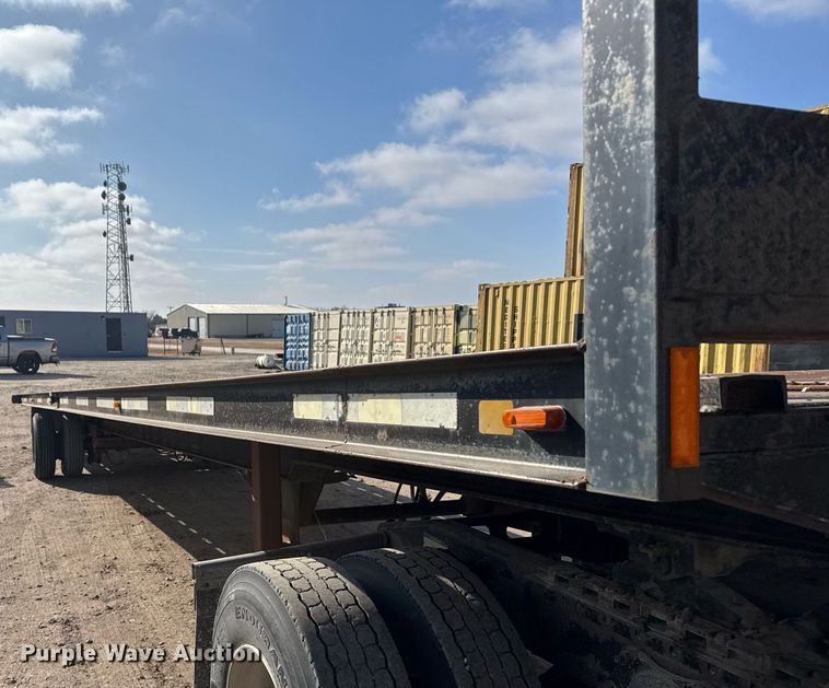 image for item DX3880 1996 Trailer Mann tilt deck equipment trailer