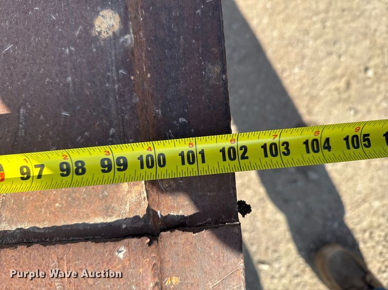 image for item DX3880 1996 Trailer Mann tilt deck equipment trailer