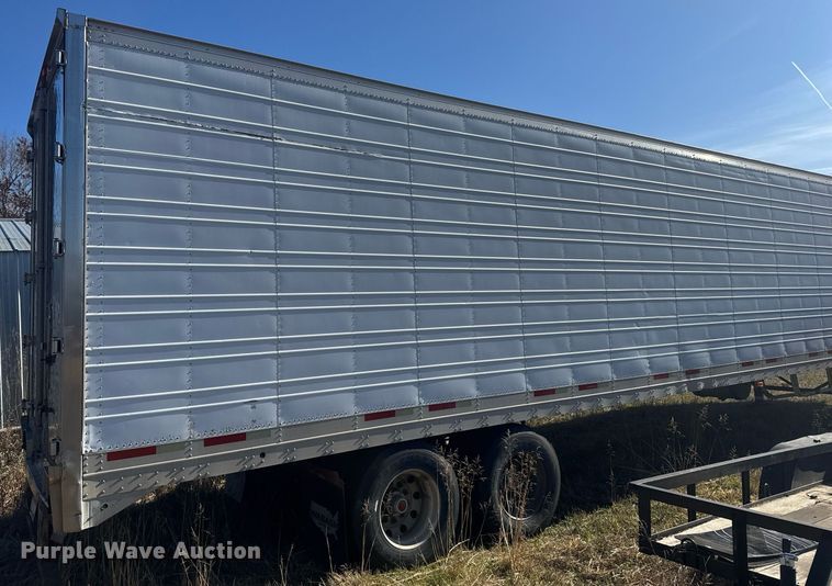 image for item DX3923 2000 Wabash refrigerated van trailer