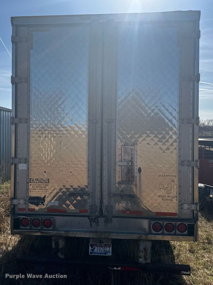 image for item DX3923 2000 Wabash refrigerated van trailer