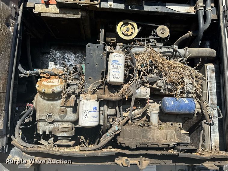 image for item DX3923 2000 Wabash refrigerated van trailer