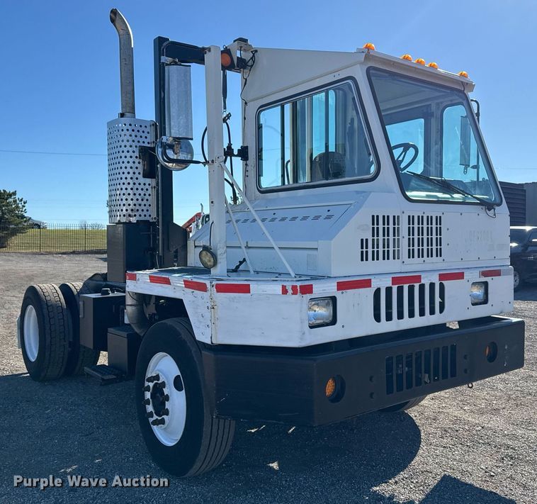 image for item EG2308 2008 Kalmar Industries Corp 4X2 yard truck