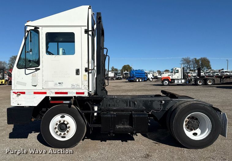 image for item EG2308 2008 Kalmar Industries Corp 4X2 yard truck