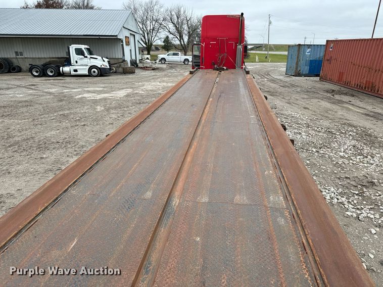 image for item EG6984 2003 Landoll 330B container trailer