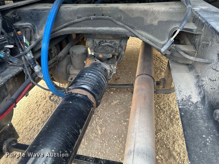 image for item EG7041 2017 Kenworth T680 semi truck