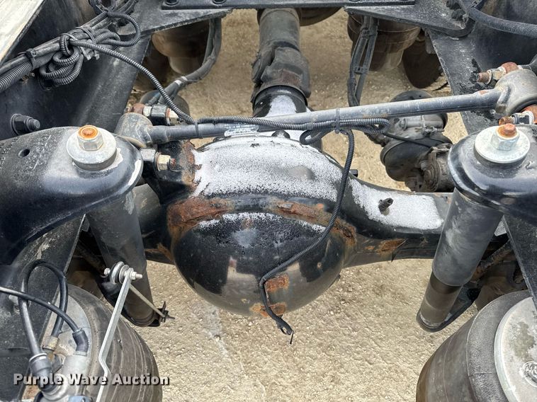 image for item EG7041 2017 Kenworth T680 semi truck