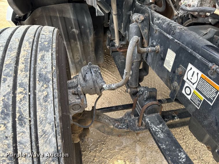 image for item EG7041 2017 Kenworth T680 semi truck