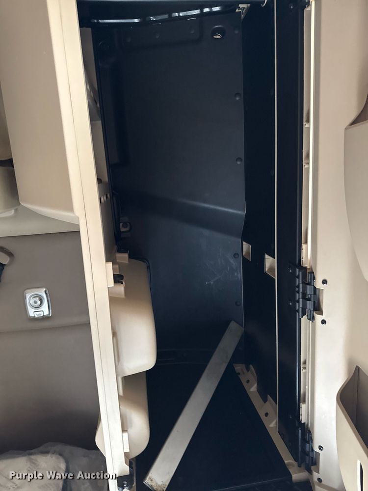 image for item EG7041 2017 Kenworth T680 semi truck