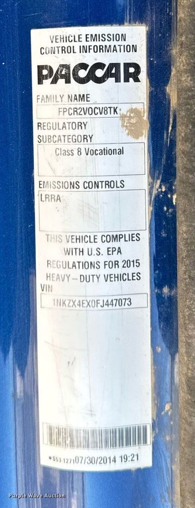 image for item EG7054 2015 Kenworth T880 roll-off container truck