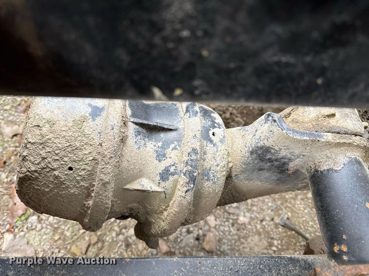 image for item EG7913 2000 Sterling AT9 semi truck