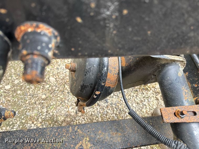 image for item EG7913 2000 Sterling AT9 semi truck