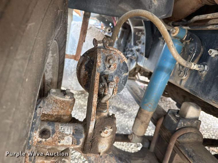 image for item EG7913 2000 Sterling AT9 semi truck