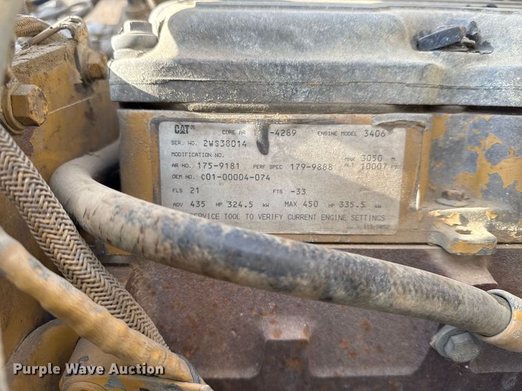 image for item EG7913 2000 Sterling AT9 semi truck