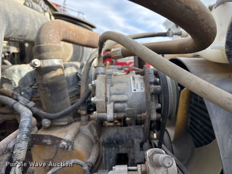 image for item EG7913 2000 Sterling AT9 semi truck