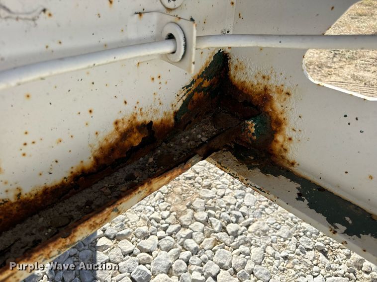 image for item EH7093 1990 Trail King TK60J trailer dolly