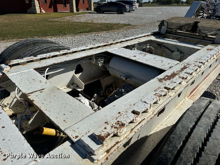 image for item EH7093 1990 Trail King TK60J trailer dolly