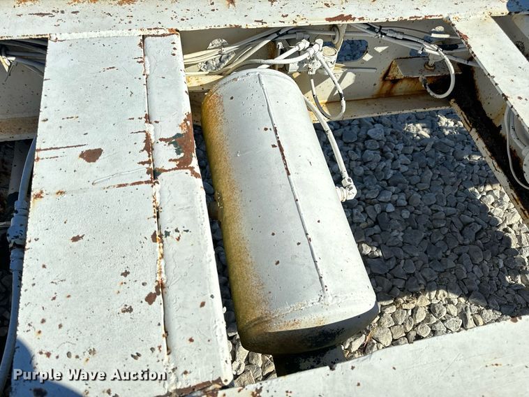 image for item EH7093 1990 Trail King TK60J trailer dolly