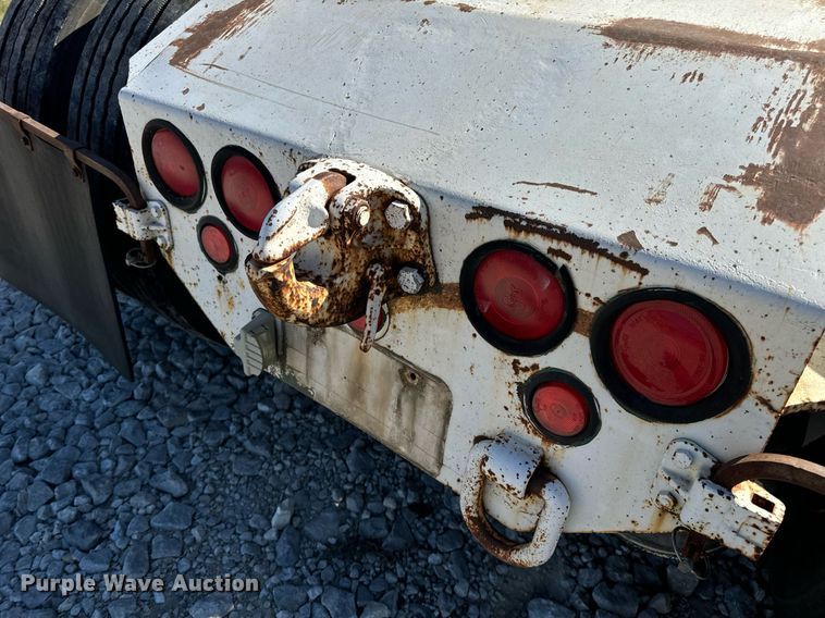 image for item EH7093 1990 Trail King TK60J trailer dolly