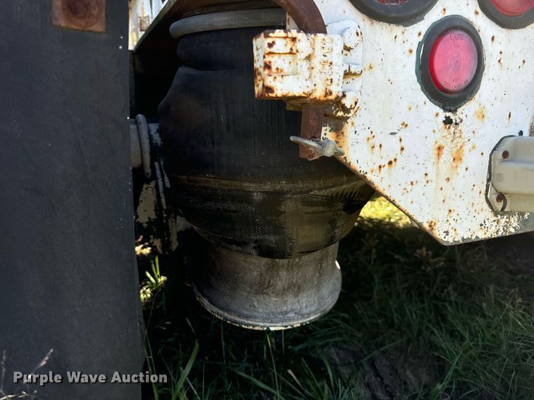 image for item EH7093 1990 Trail King TK60J trailer dolly