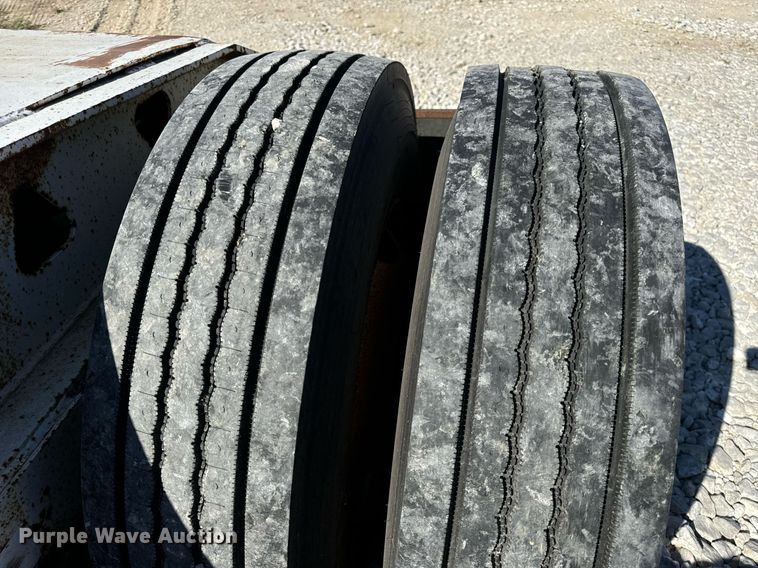 image for item EH7093 1990 Trail King TK60J trailer dolly