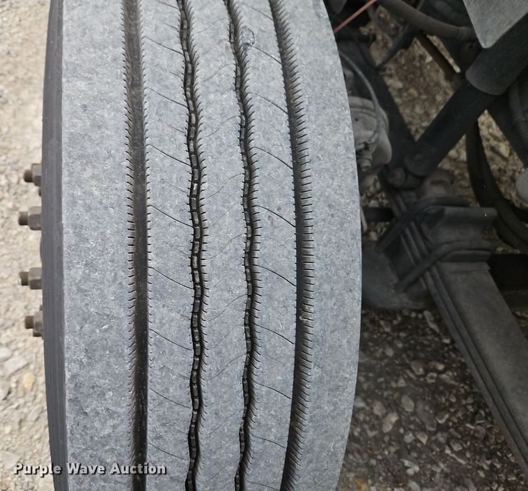 image for item EI8614 2016 International Prostar 122 6x4 semi truck