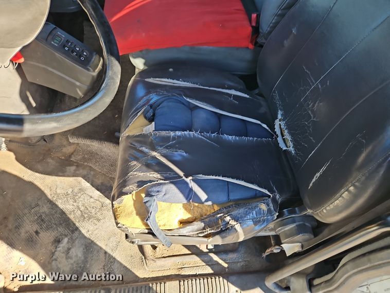 image for item EI8663 2010 International Workstar 7400  refuse truck