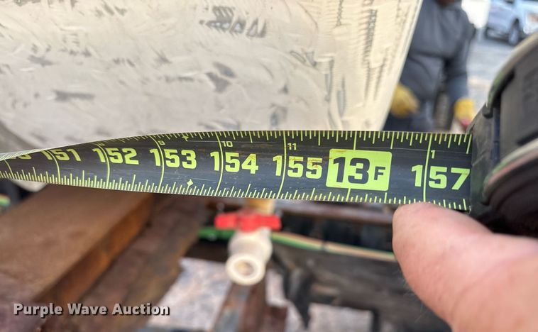 image for item EJ3227 2011 International 4300 tank truck