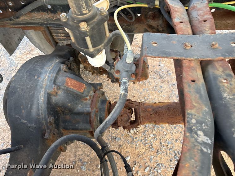 image for item EJ3227 2011 International 4300 tank truck