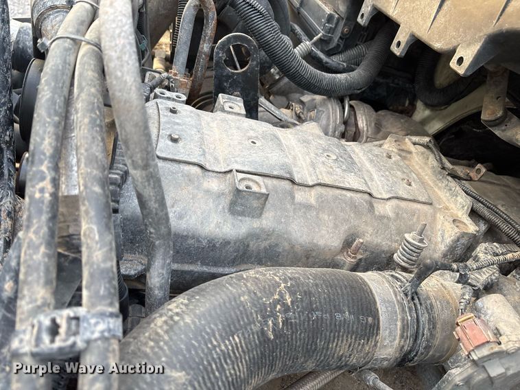 image for item EJ3227 2011 International 4300 tank truck