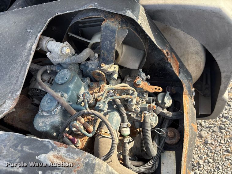 image for item EJ3230 2015 Kenworth T680 semi truck