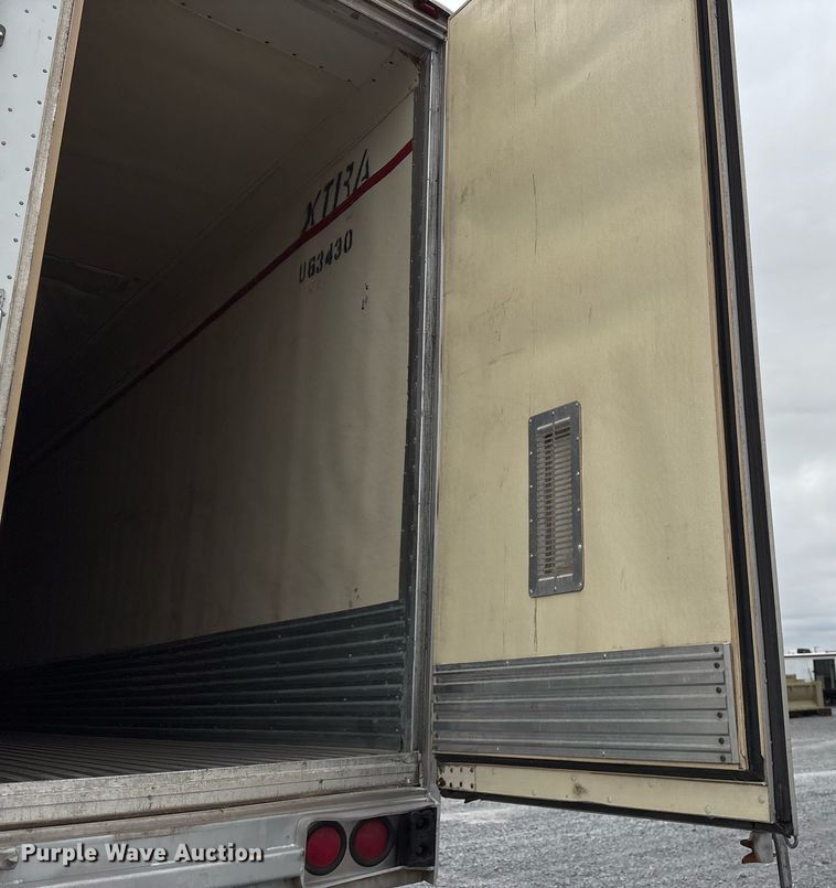 image for item EJ3235 2007 Great Dane 7011TZ refrigerated van trailer