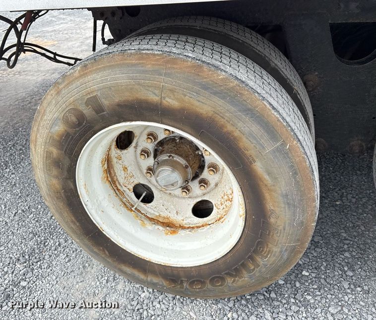 image for item EJ3235 2007 Great Dane 7011TZ refrigerated van trailer