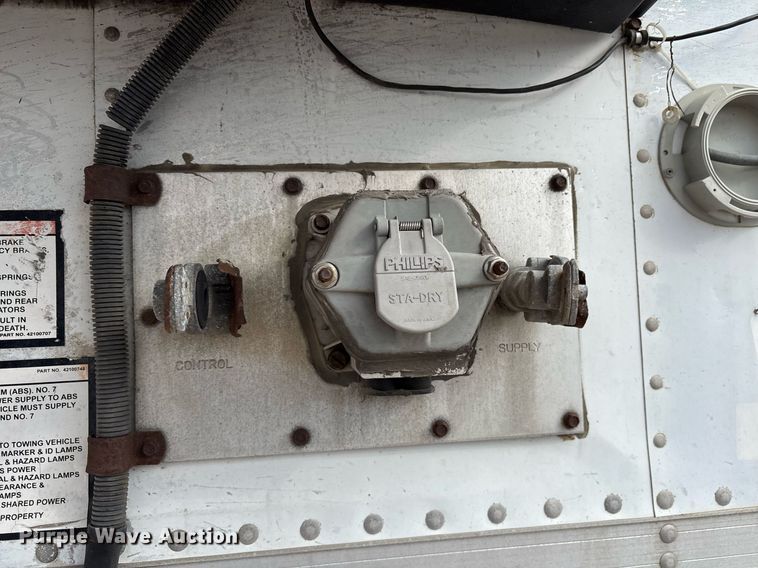 image for item EJ3236 2008 Great Dane SUP111411053 refrigerated van trailer