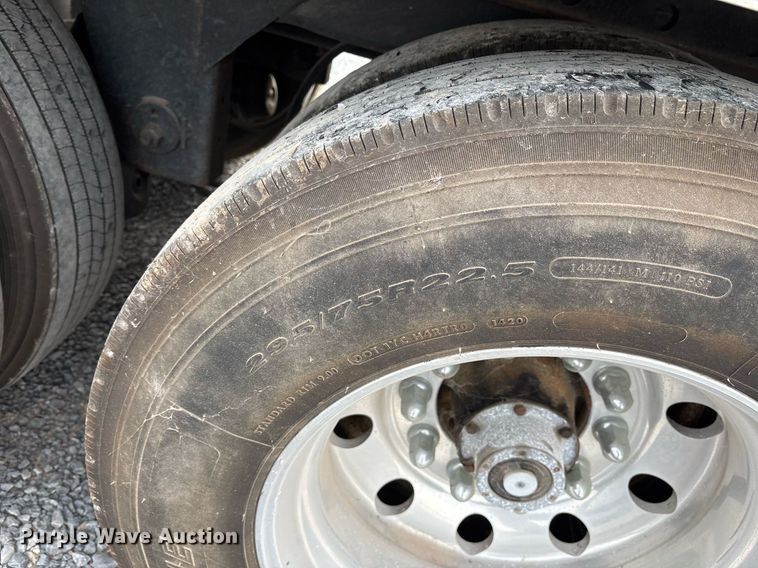 image for item EJ3236 2008 Great Dane SUP111411053 refrigerated van trailer