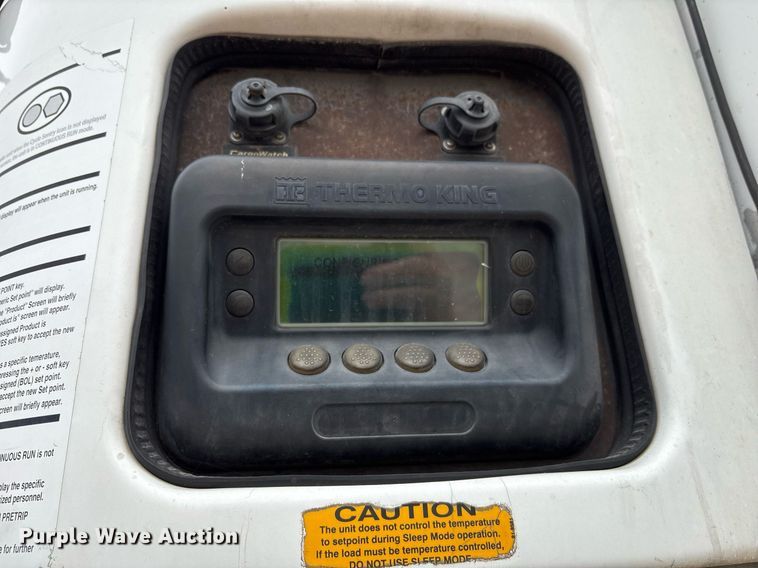 image for item EJ3239 2012 Wabash refrigerated van trailer